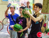 各大高校吃瓜网,揭秘各大高校吃瓜网背后的热点事件